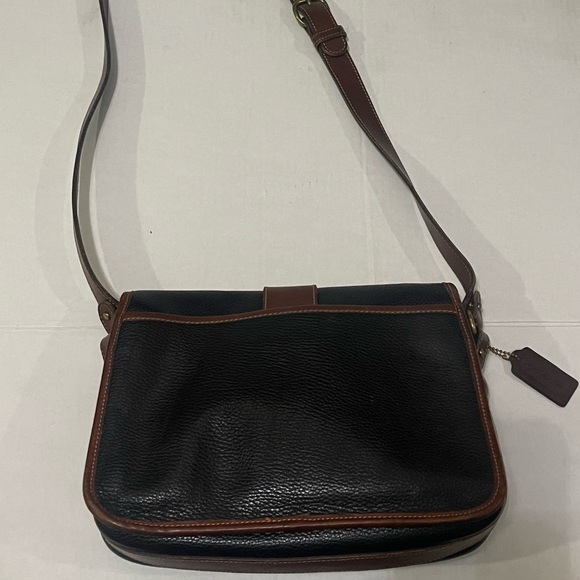 Coach Vintage Sheridan pebbled leather  crossbody bag black tan trim mad… - Picture 5 of 12